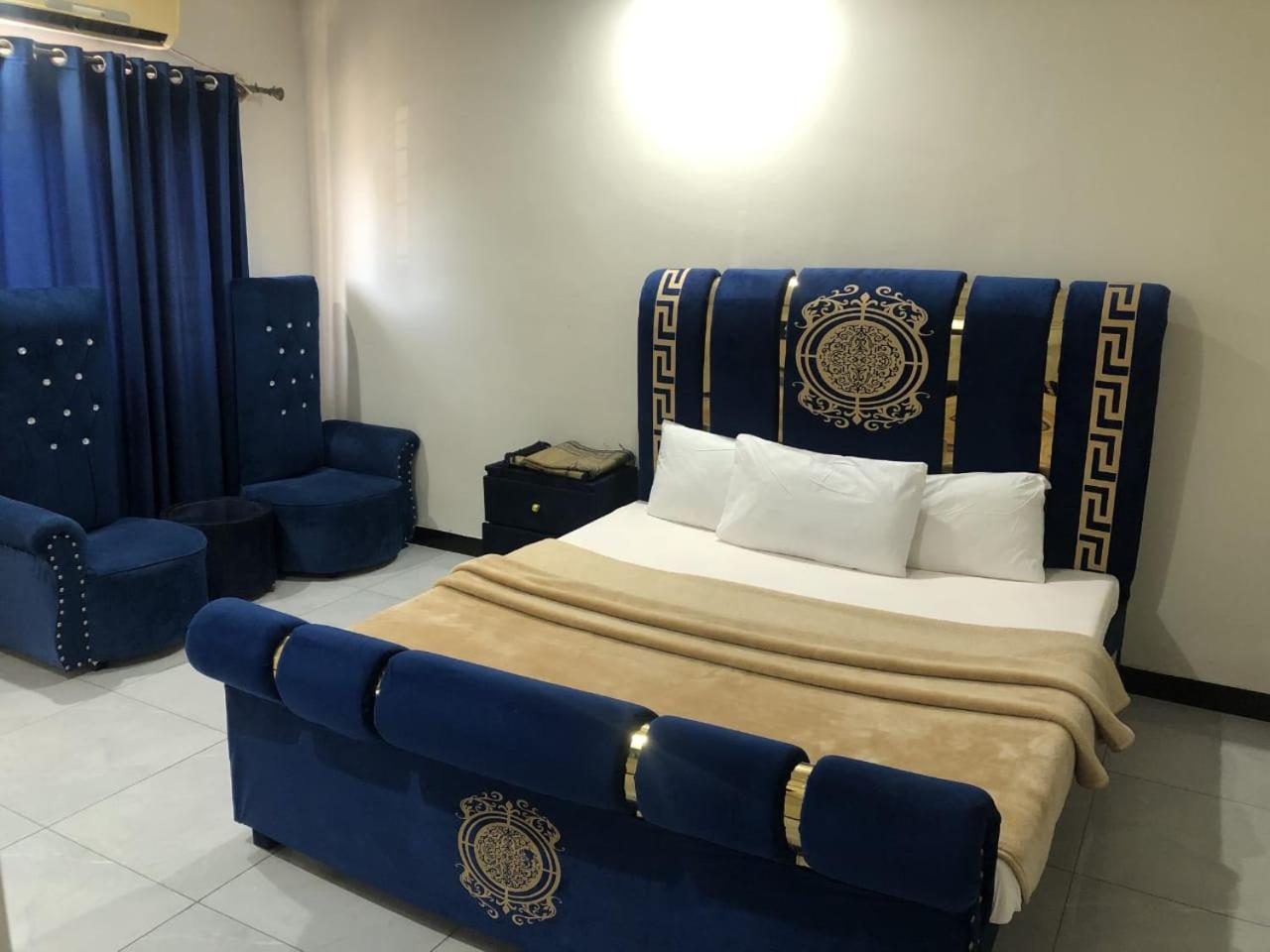 Hotel Islamabad Crown 라왈핀디 외부 사진